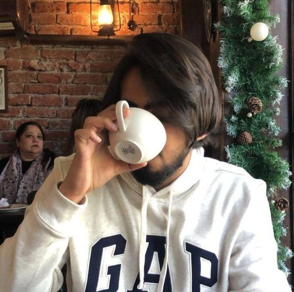 Meet your Posher, Huzefa - Picture 1 of 1